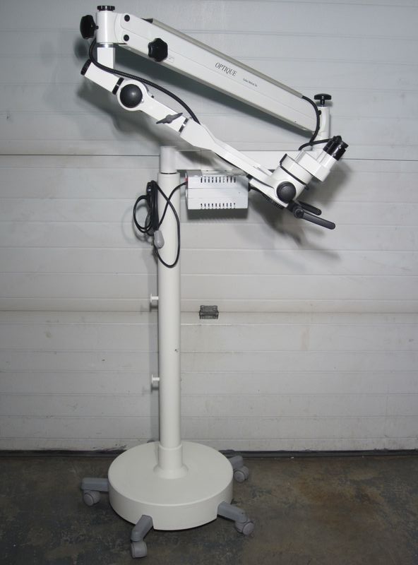 LEICA/WILD M300 DENTAL/SURGICAL MICROSCOPE F=250MM W/ STAND & LIGHT